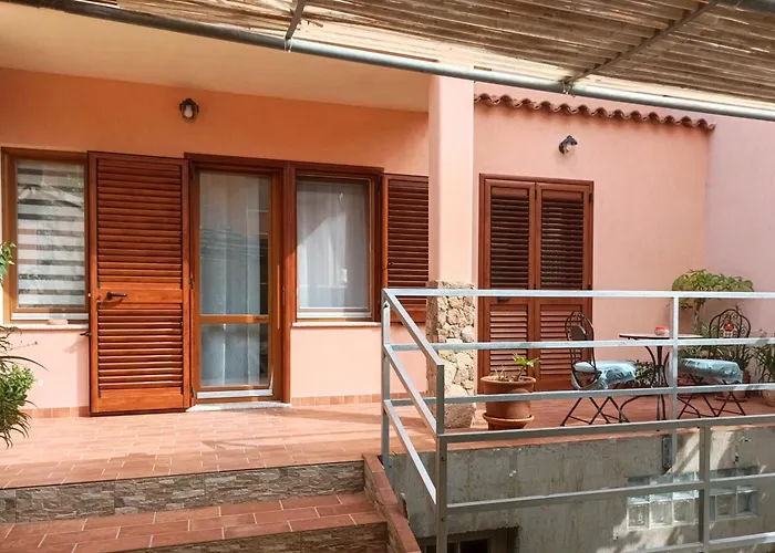 Roses GardenBed and Breakfast